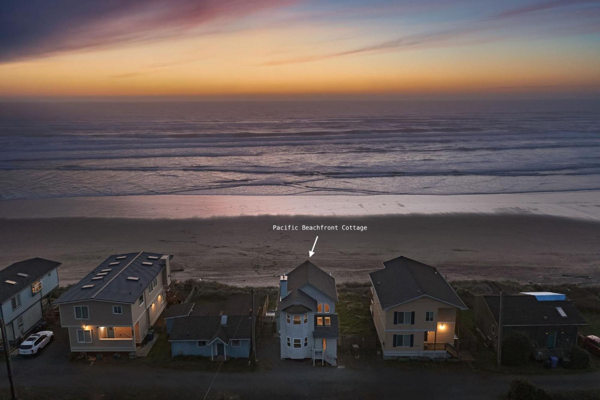 Steps From The Beach! Hottub, $1M Ocean View, Deck Waldport Dış mekan fotoğraf