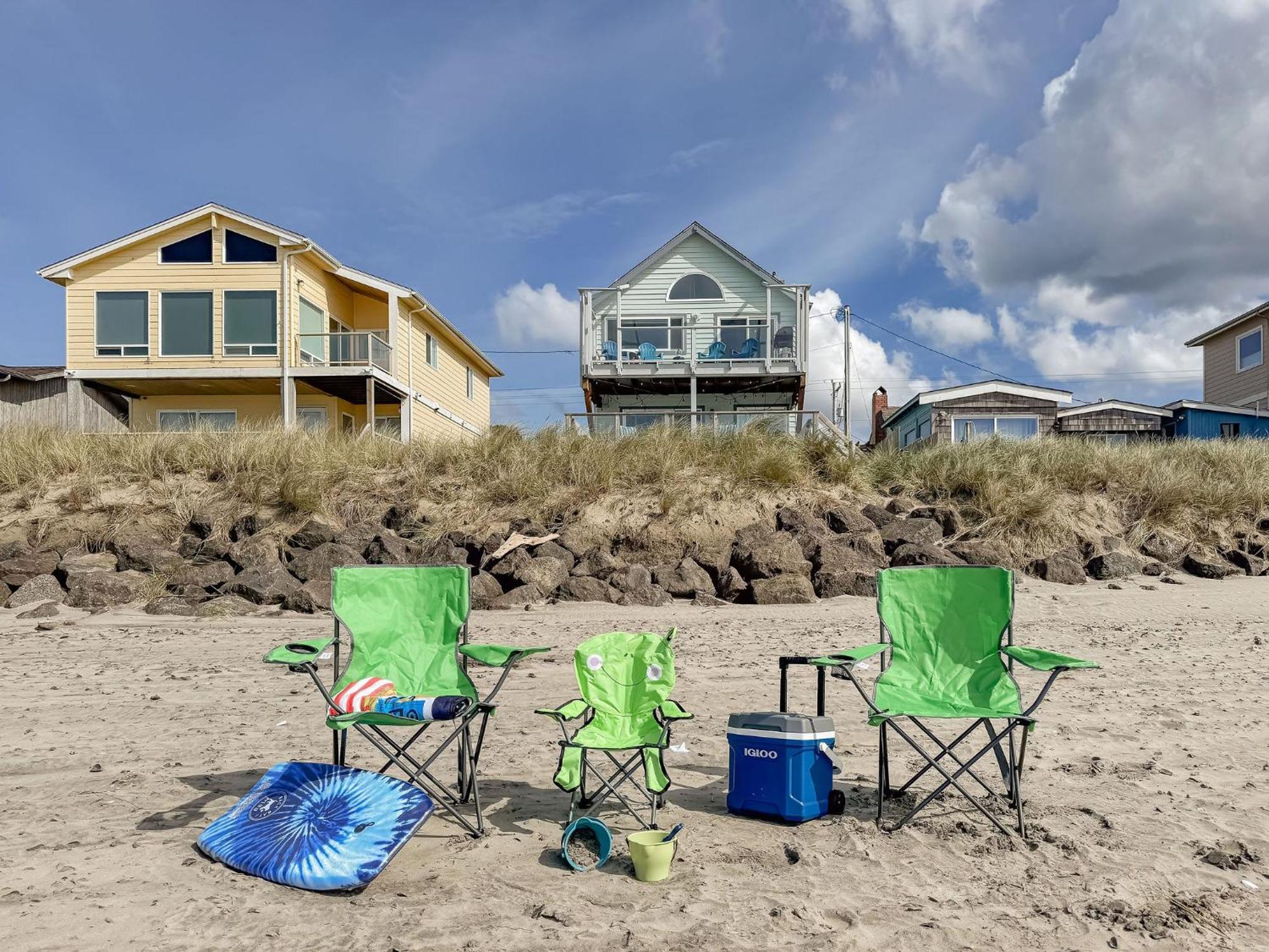 Steps From The Beach! Hottub, $1M Ocean View, Deck Waldport Dış mekan fotoğraf